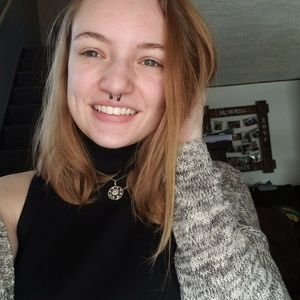 Meet your Posher, Liz